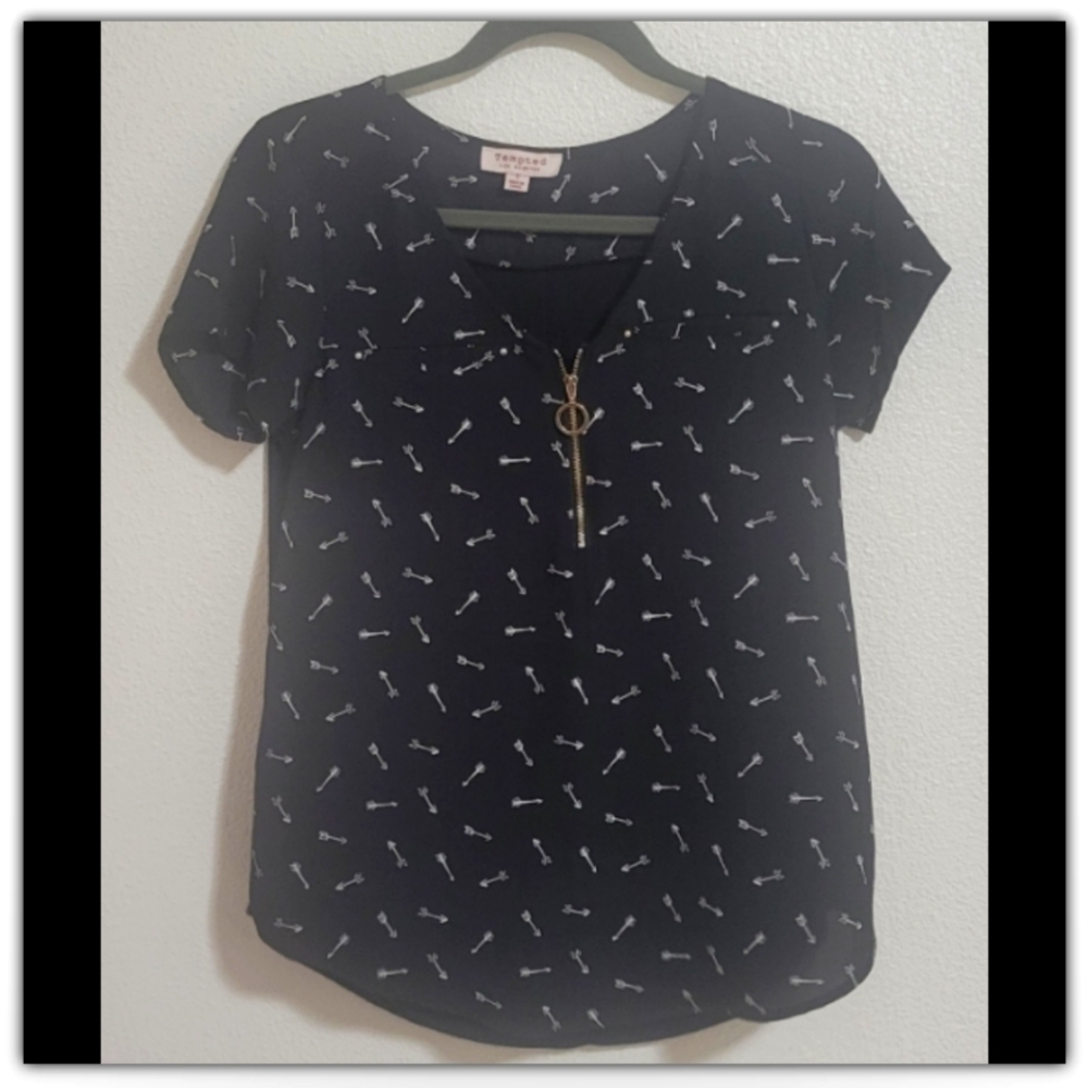 Tempted Los Angeles size small